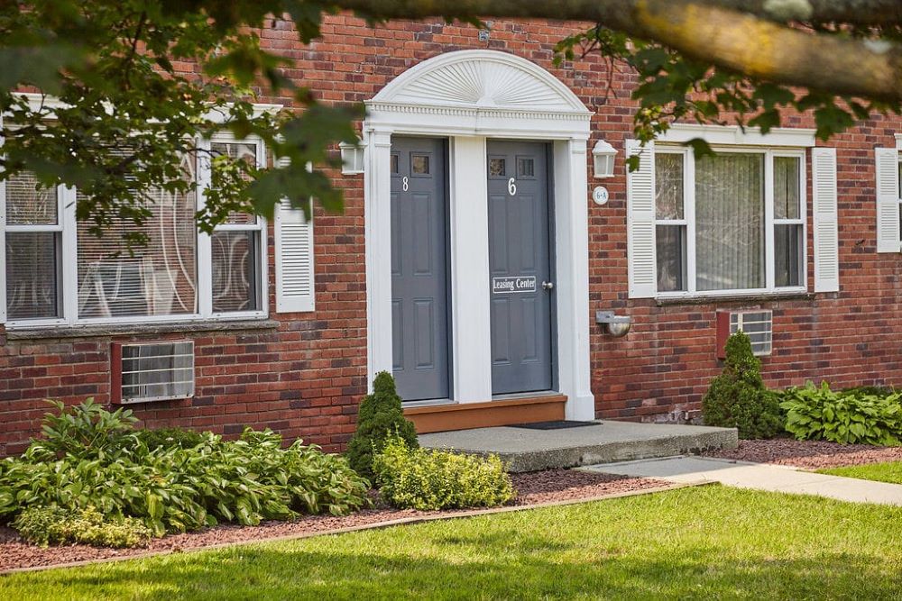 Ridgefield Apartments photo 5